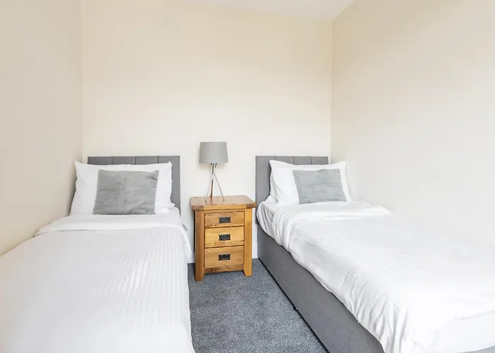 Host & - The Willows Holiday home *