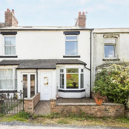 Host & - The Willows グレート・アイトン